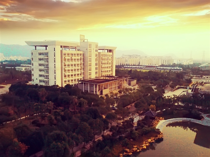 温职院图书馆1.jpg 温职院图书馆1.jpg