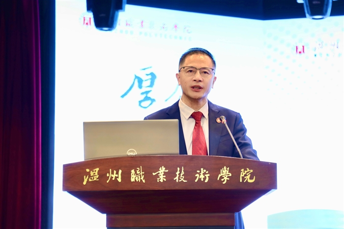 方益权.jpg 方益权.jpg