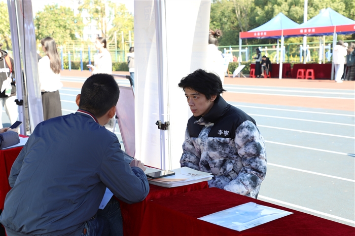 6G2A8800.jpg 6G2A8800.jpg