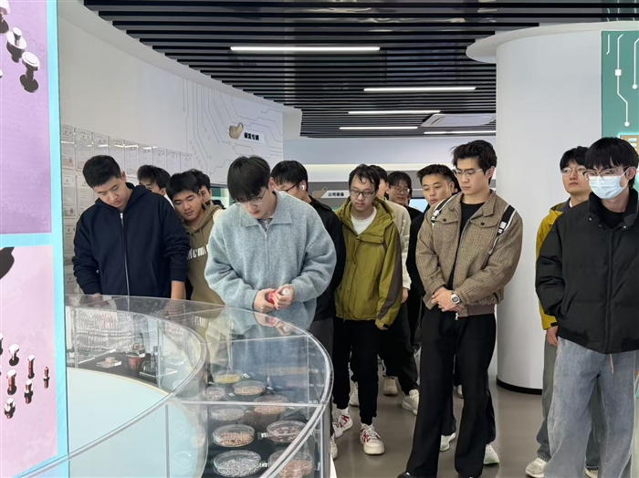 图片3.png 图片3.png