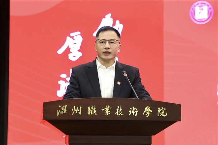 方益权.jpg 方益权.jpg