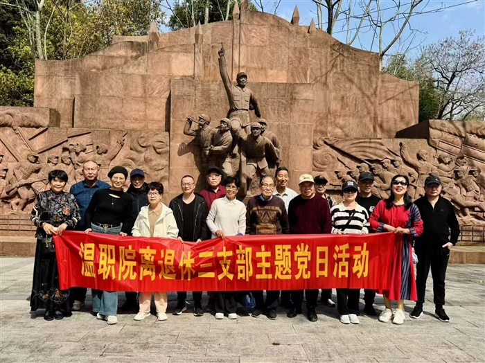 f825a8641ec62a47a36bfc5a0bbed86f.jpg f825a8641ec62a47a36bfc5a0bbed86f.jpg